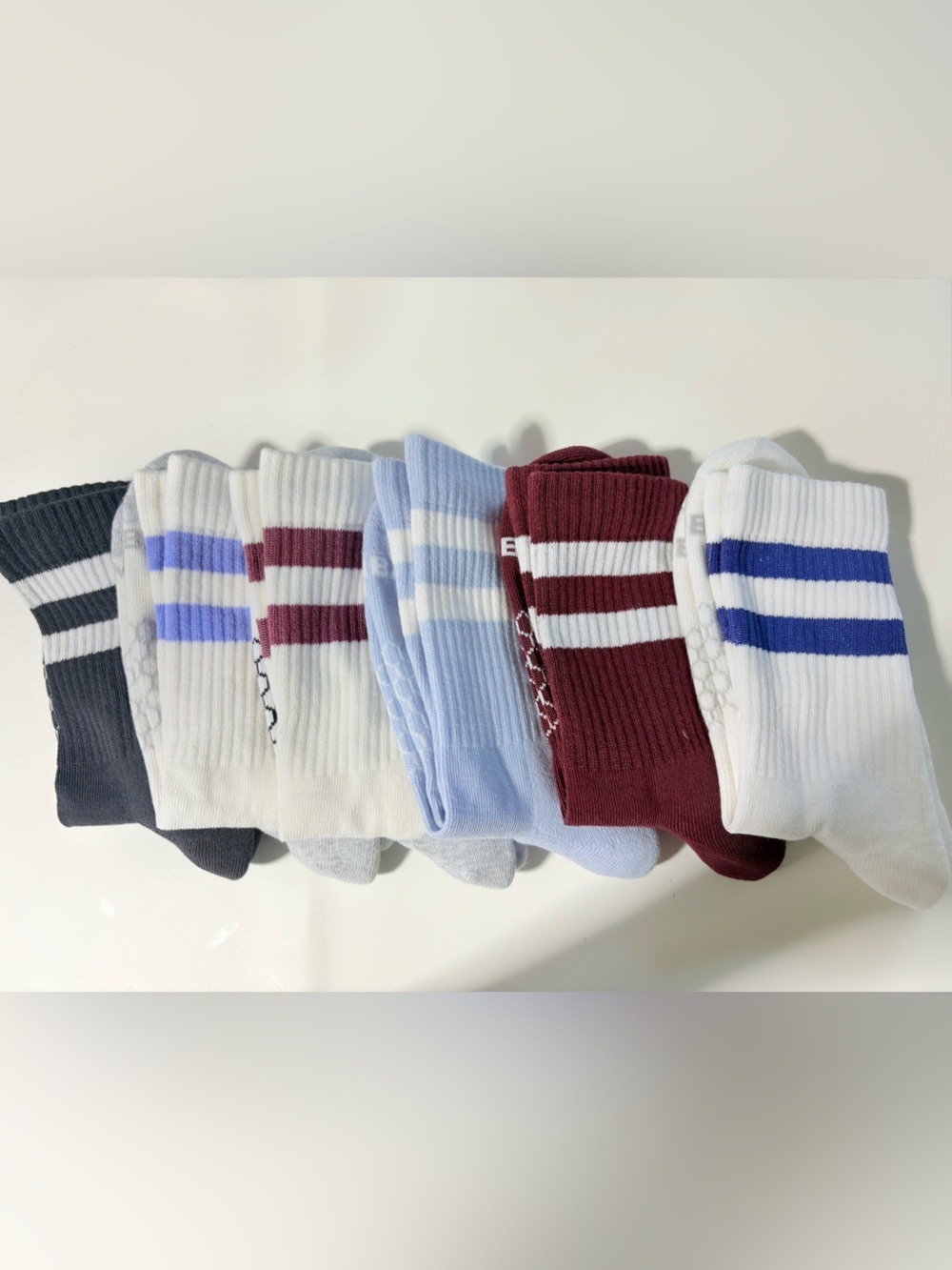 Bombas  Cushioned Athletic Quarter Socks Size M 6-Pack — Colors Sent Randomly